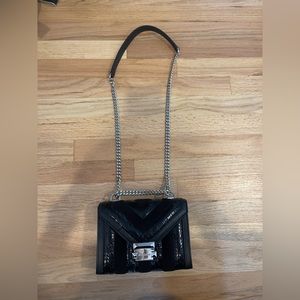Black Michael kors bag